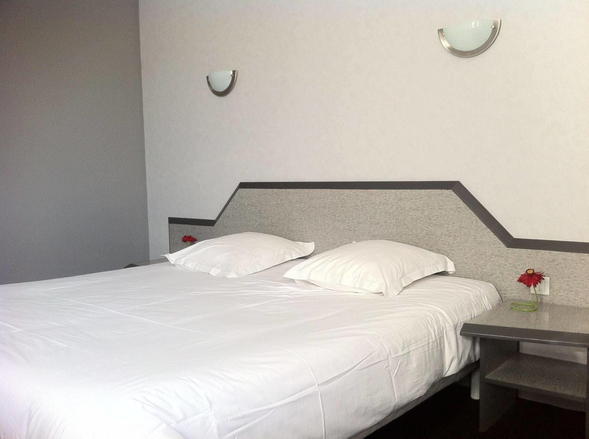 Fasthotel L'Eldorado Sébazac-Concourès Dış mekan fotoğraf